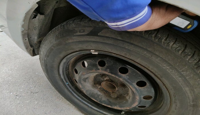 2017 Maruti Dzire VDI AMT, Diesel, Automatic, 1,19,530 km, tyre