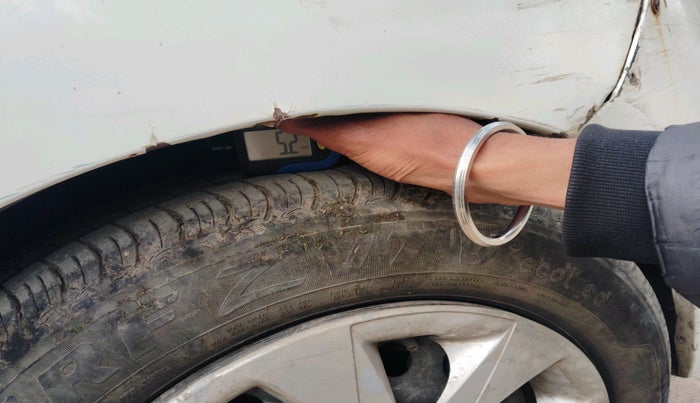 2012 Hyundai i10 SPORTZ 1.2, Petrol, Manual, 1,01,926 km, tyre