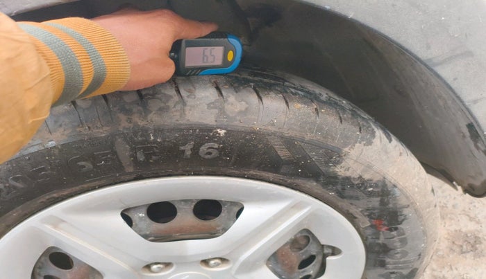 2020 KIA SELTOS HTE 1.5 PETROL, Petrol, Manual, 79,954 km, tyre