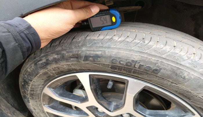 2023 Maruti XL6 ZETA MT, Petrol, Manual, 17,206 km, tyre