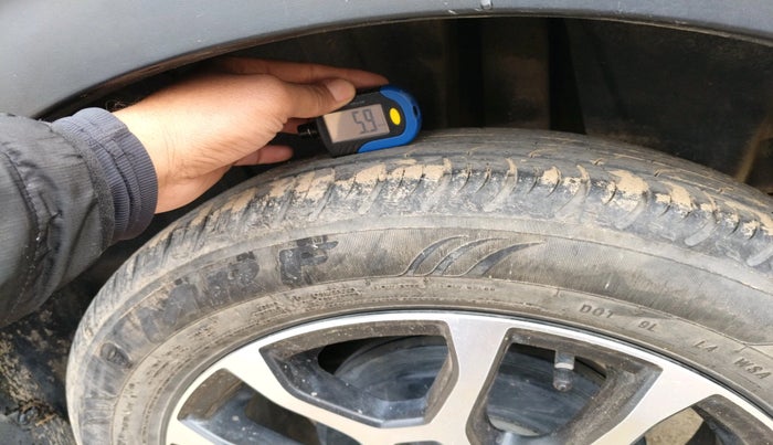 2023 Maruti XL6 ZETA MT, Petrol, Manual, 17,206 km, tyre