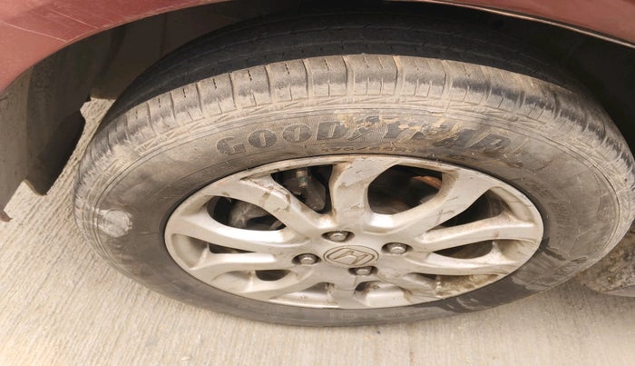 2014 Honda Amaze 1.2L I-VTEC VX, Petrol, Manual, 90,073 km, tyre