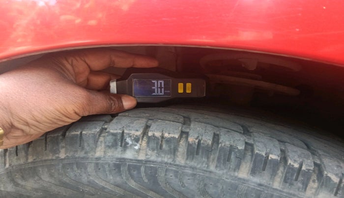 2017 Maruti Baleno ZETA PETROL 1.2, Petrol, Manual, 90,826 km, tyre