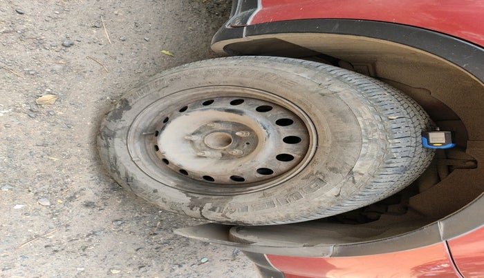 2014 Mahindra XUV500 W6, Diesel, Manual, 1,08,276 km, tyre