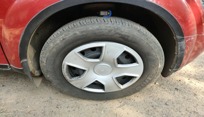 2014 Mahindra XUV500 W6, Diesel, Manual, 1,08,276 km, tyre