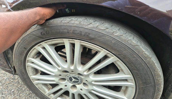 2011 Mercedes Benz E Class E 250 CDI ELEGANCE, Diesel, Automatic, 94,846 km, tyre