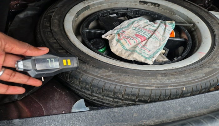 2011 Mercedes Benz E Class E 250 CDI ELEGANCE, Diesel, Automatic, 94,846 km, tyre