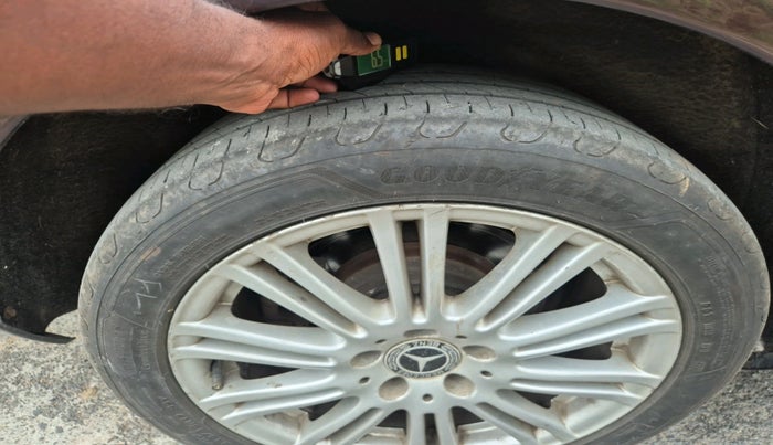 2011 Mercedes Benz E Class E 250 CDI ELEGANCE, Diesel, Automatic, 94,846 km, tyre