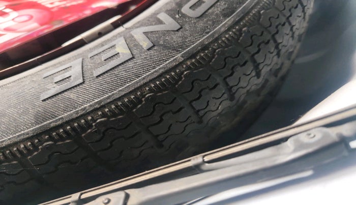 2021 Nissan MAGNITE XV MT, Petrol, Manual, 58,535 km, tyre