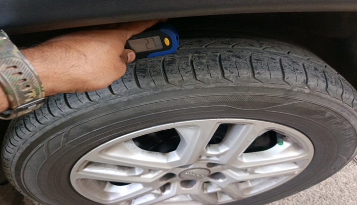 2017 Jeep Compass LIMITED 2.0 DIESEL 4X4, Diesel, Manual, 67,739 km, tyre