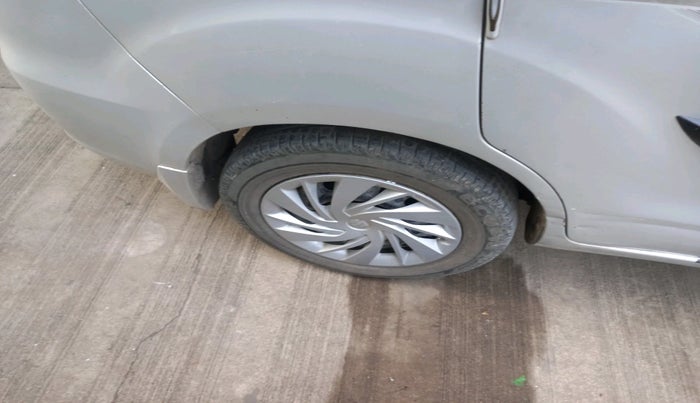 2012 Maruti Ertiga VDI, Diesel, Manual, 1,36,904 km, tyre