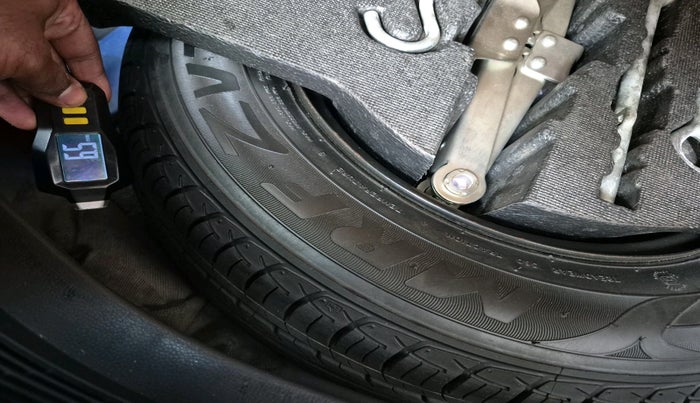 2016 Honda Jazz 1.2L I-VTEC VX, Petrol, Manual, 91,402 km, tyre