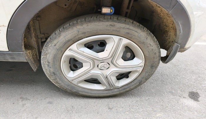 2023 Tata NEXON XMA PLUS SUNROOF PETROL, Petrol, Automatic, 21,269 km, tyre