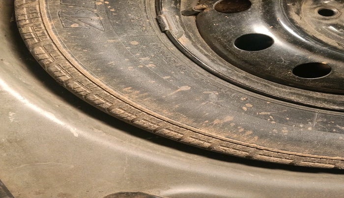 2012 Maruti Ritz VDI, Diesel, Manual, 68,618 km, tyre