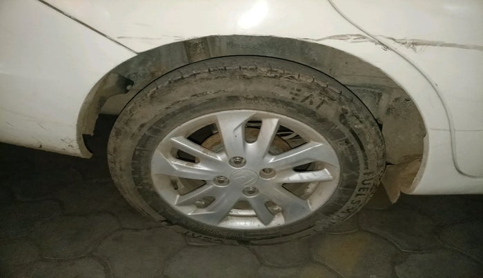 2017 Honda Amaze 1.5L I-DTEC VX, Diesel, Manual, 92,714 km, tyre