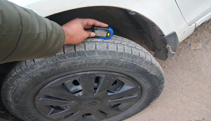 2014 Maruti Swift VDI, Diesel, Manual, 1,90,884 km, tyre