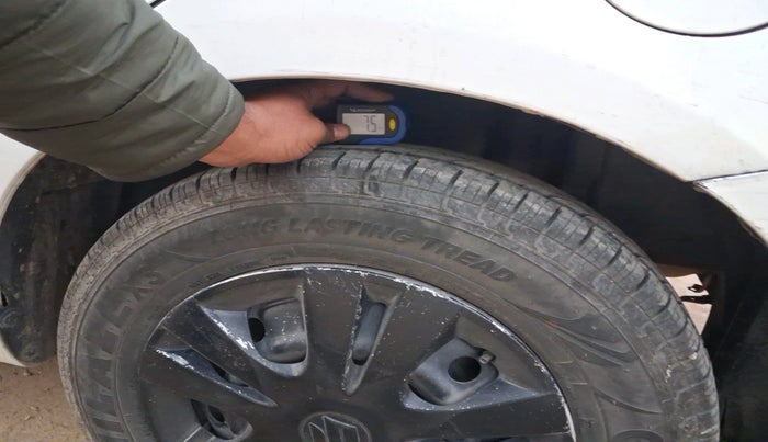 2014 Maruti Swift VDI, Diesel, Manual, 1,90,884 km, tyre