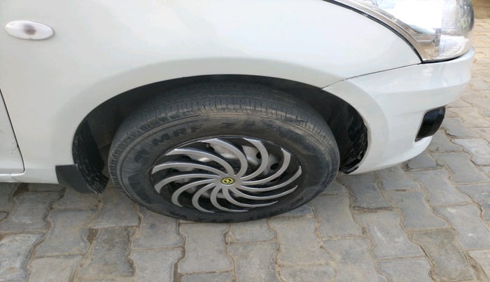 2012 Maruti Swift Dzire LXI, Petrol, Manual, 99,871 km, tyre