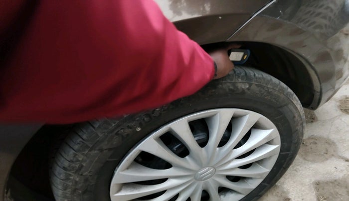 2016 Maruti Ciaz VXI+, Petrol, Manual, 69,928 km, tyre