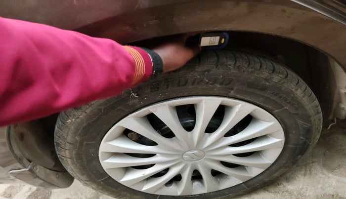 2016 Maruti Ciaz VXI+, Petrol, Manual, 69,928 km, tyre