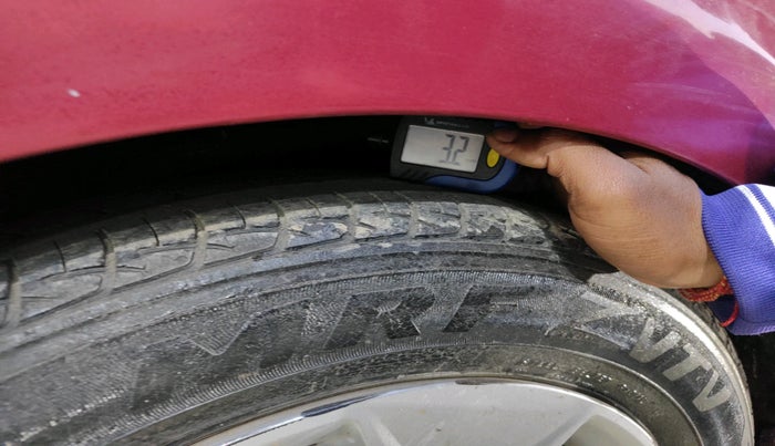 2015 Hyundai Verna FLUIDIC 4S 1.6 VTVT S, Petrol, Manual, 31,235 km, tyre