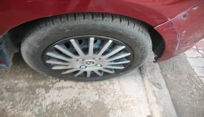 2015 Ford New Figo AMBIENTE 1.5 DIESEL, Diesel, Manual, 1,53,934 km, tyre