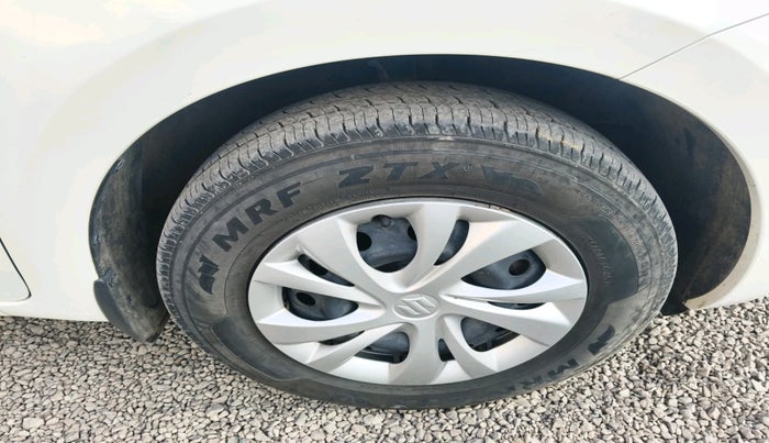 2022 Maruti Swift VXI, Petrol, Manual, 76,522 km, tyre