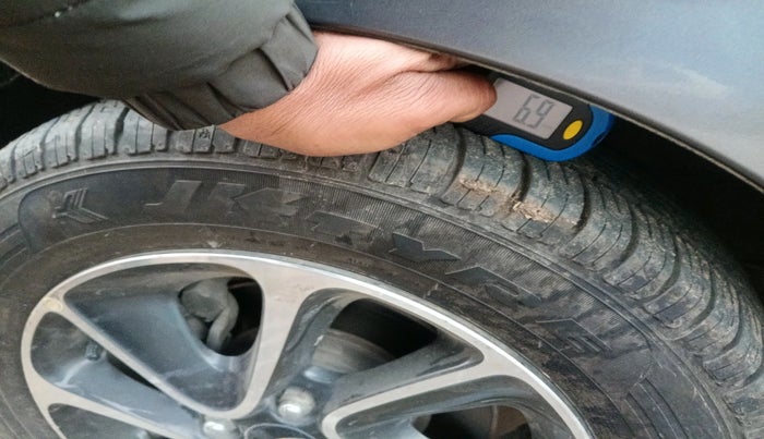 2017 Hyundai Grand i10 SPORTZ (O) AT 1.2 KAPPA VTVT, Petrol, Automatic, 36,082 km, tyre