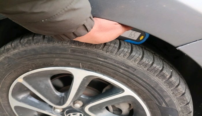 2017 Hyundai Grand i10 SPORTZ (O) AT 1.2 KAPPA VTVT, Petrol, Automatic, 36,082 km, tyre