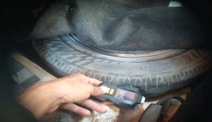 2015 Hyundai Grand i10 SPORTZ 1.2 KAPPA VTVT, Petrol, Manual, 1,41,540 km, tyre