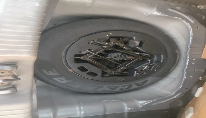 2012 Hyundai i10 SPORTZ 1.2, Petrol, Manual, 43,169 km, tyre