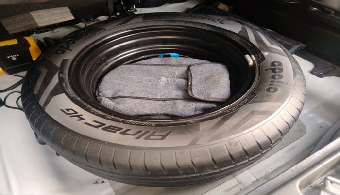 2020 Hyundai Creta SX IVT 1.5 PETROL, Petrol, Automatic, 83,210 km, tyre