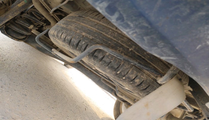 2021 Maruti Ertiga VXI CNG, Petrol, Manual, 1,06,344 km, tyre