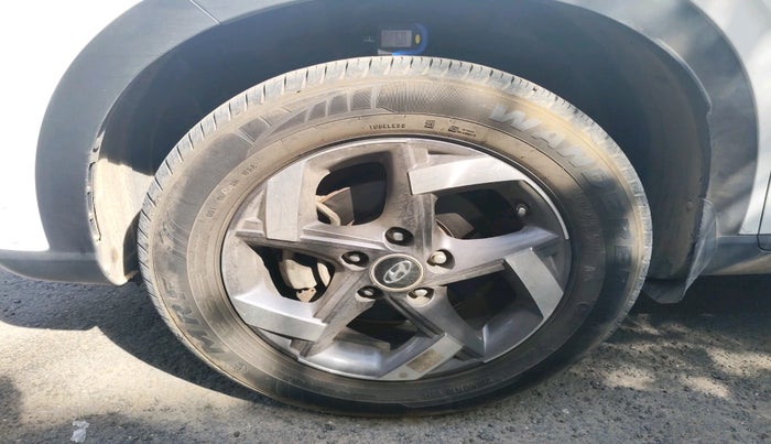 2022 Hyundai VENUE SX PLUS 1.0 TURBO DCT, Petrol, Automatic, 19,502 km, tyre