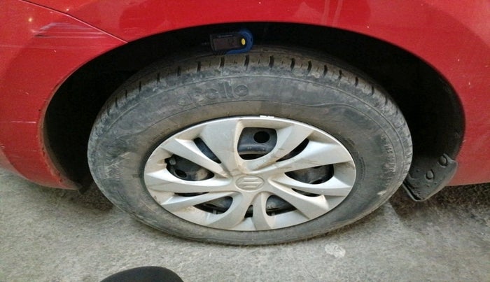 2021 Maruti Swift VXI, Petrol, Manual, 28,308 km, tyre