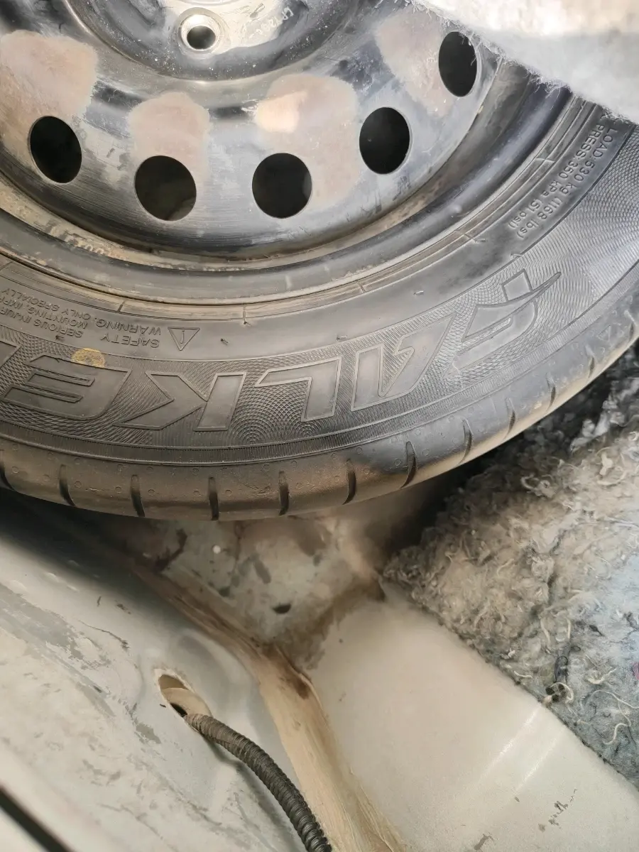 2012 Toyota Etios Liva GD, Diesel, Manual, 1,44,190 km, tyre