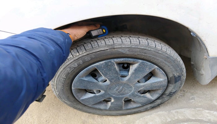 2013 Maruti Wagon R 1.0 LXI, Petrol, Manual, 63,101 km, tyre