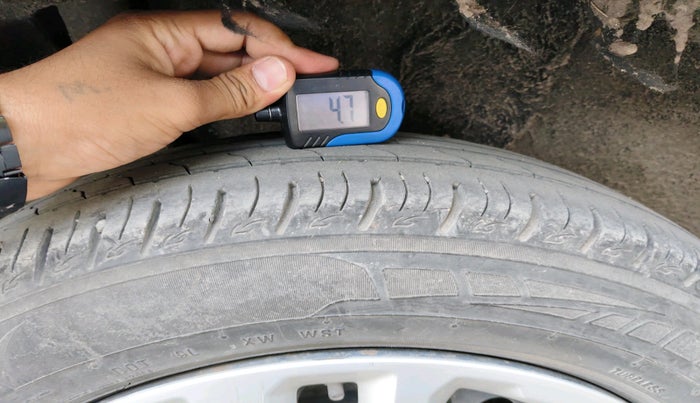 2019 Maruti Vitara Brezza VDI, Diesel, Manual, 1,26,536 km, tyre