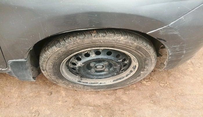 2014 Maruti Celerio VXI, Petrol, Manual, 1,22,222 km, tyre