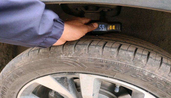 2025 MG HECTOR PLUS SHARP PRO 1.5 PETROL TURBO CVT 7 STR, Petrol, Automatic, 14,619 km, tyre