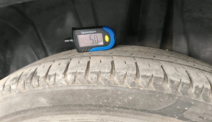 2021 Maruti XL6 ZETA MT, Petrol, Manual, 32,156 km, tyre