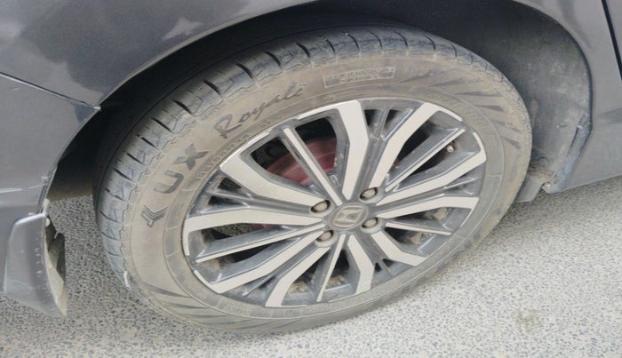 2018 Honda City 1.5L I-VTEC ZX CVT, Petrol, Automatic, 1,68,813 km, tyre