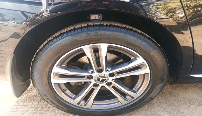 2022 Mercedes Benz E Class E 220d Expression, Diesel, Automatic, 20,062 km, tyre