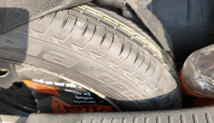 2019 Maruti IGNIS DELTA 1.2, Petrol, Manual, 68,571 km, tyre