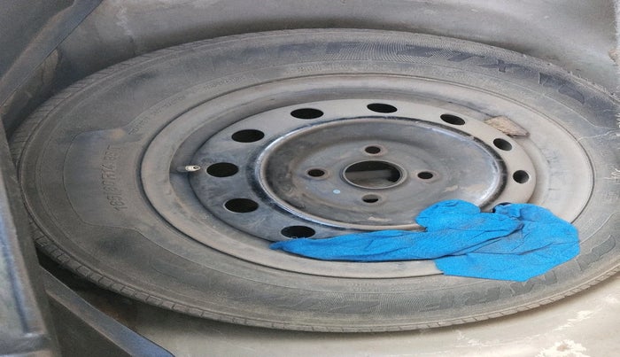 2012 Maruti Swift VDI, Diesel, Manual, 1,26,406 km, tyre