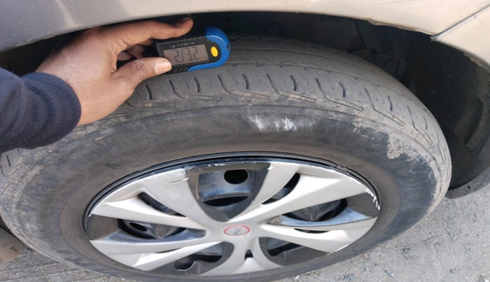 2012 Maruti Swift VDI, Diesel, Manual, 1,26,406 km, tyre