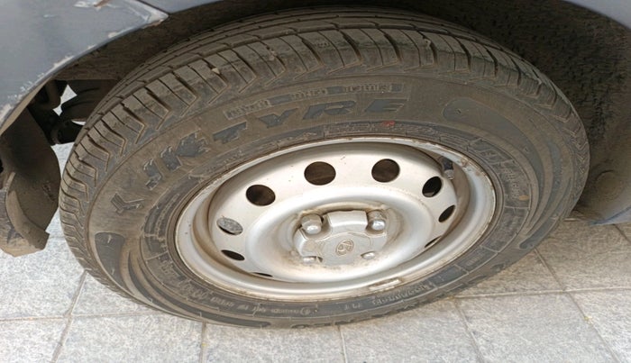 2015 Hyundai i10 MAGNA 1.1, Petrol, Manual, 67,213 km, tyre