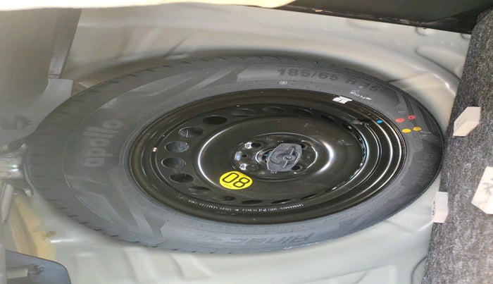 2024 Maruti Baleno ZETA 1.2 AGS, Petrol, Automatic, 7,194 km, tyre