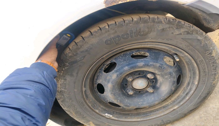 2015 Tata Zest XM PETROL, Petrol, Manual, 2,01,739 km, tyre