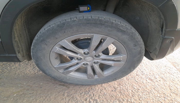 2017 Maruti Vitara Brezza ZDI PLUS, Diesel, Manual, 1,44,584 km, tyre